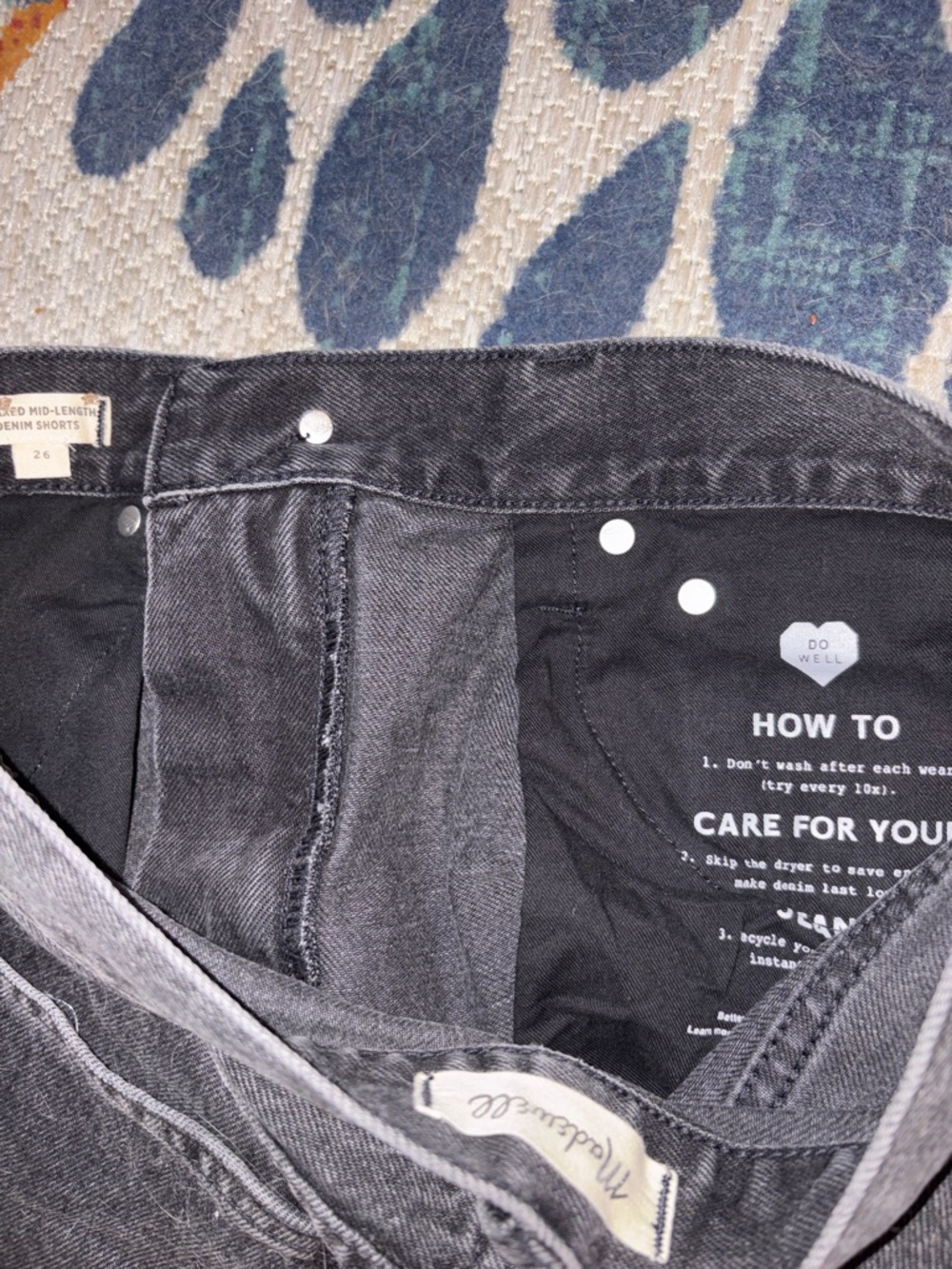 High-Rise Black Denim Cutoff Shorts size 26 - Picture 4 of 7